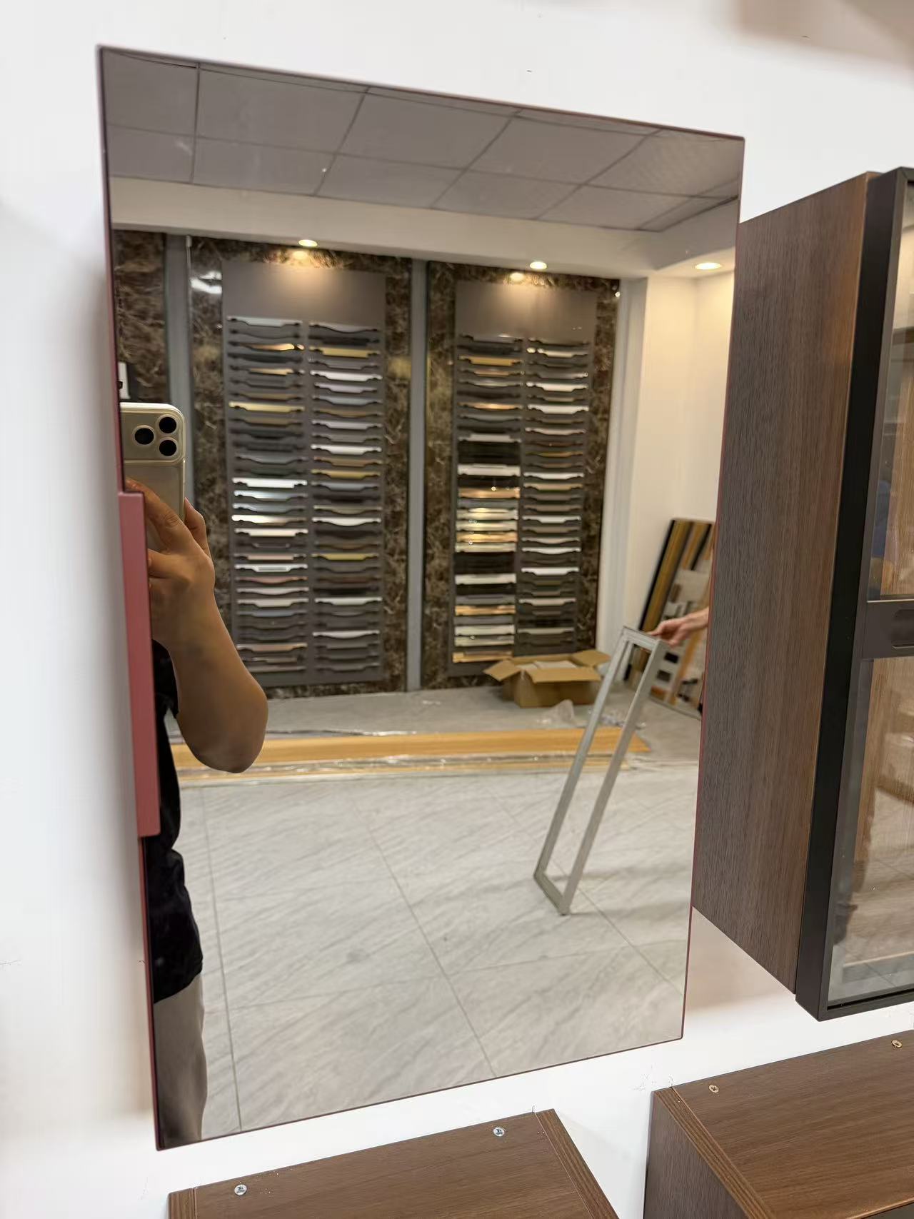 20 Series Hidden-Frame Minimalist Glass Door – F Type